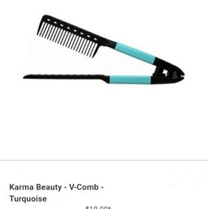 V Comb